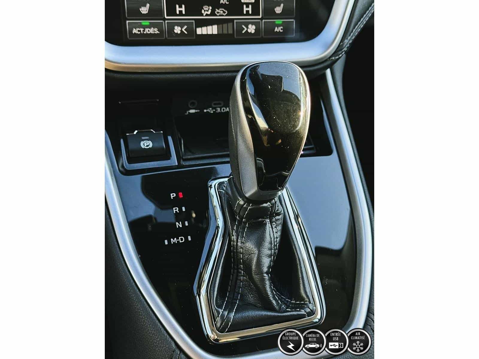 2024 Subaru Outback Touring - Image 12