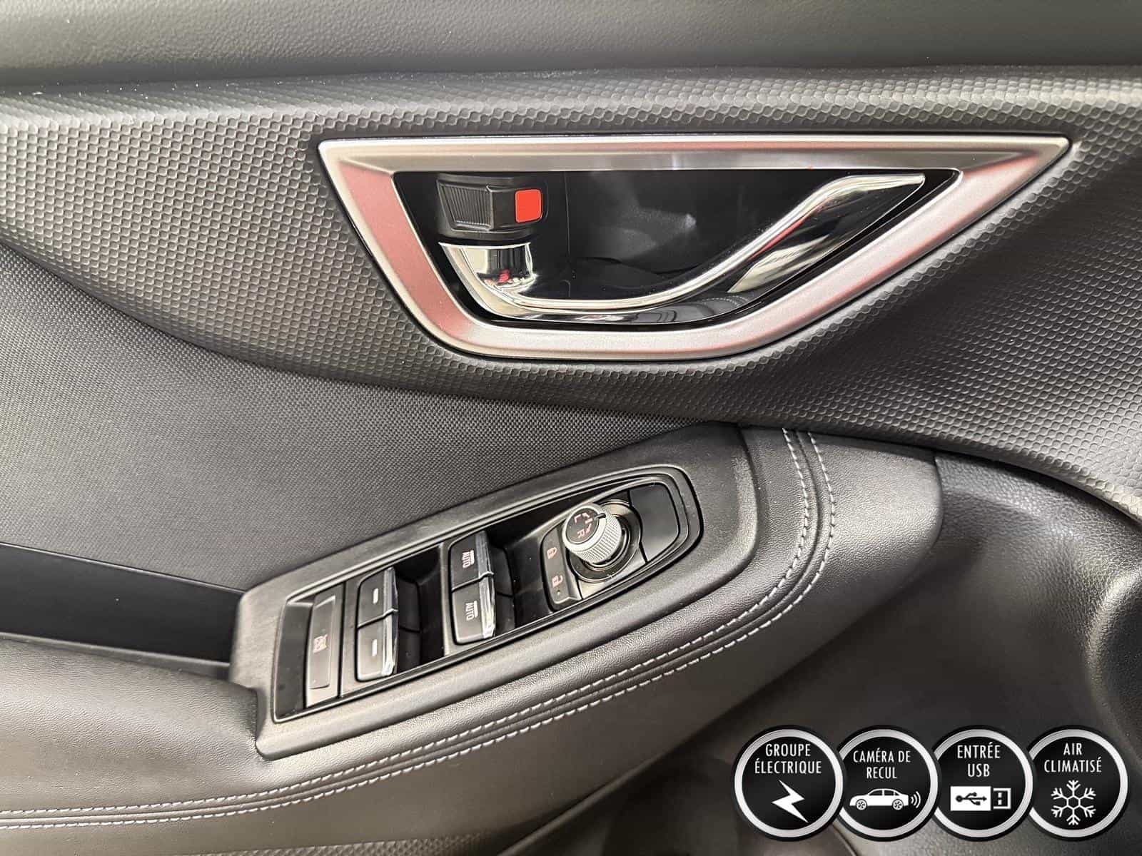 2024 Subaru Forester Touring - Image 12