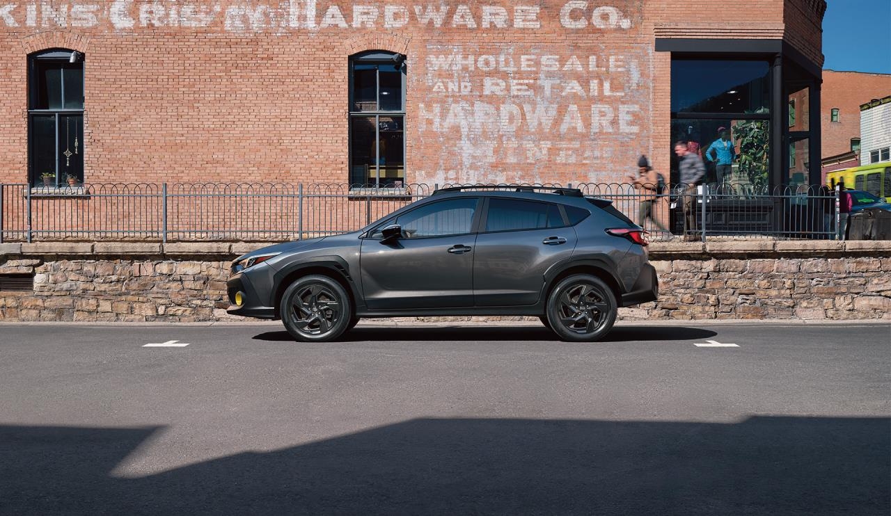 vue de côté d'un Subaru Crosstrek 2026
