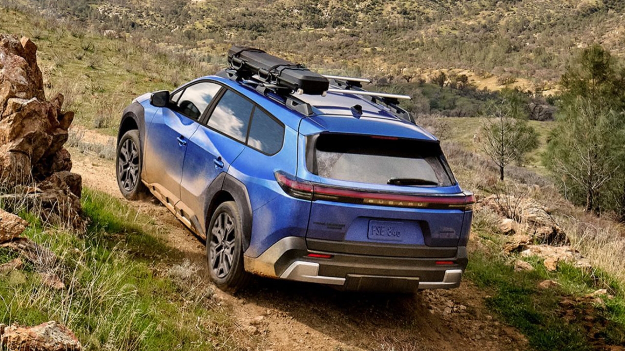 vue latérale arrière d'un Subaru Trailseeker 2026